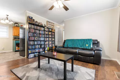 Living - 115 Trinity Dr, Warner Robins, GA 31093 photo 1 of 1