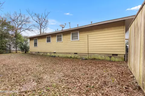 Exterior - 115 Trinity Dr, Warner Robins, GA 31093 photo 10 of 11