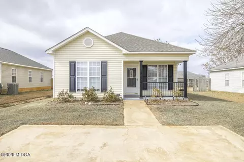 316 Haverhill Cir, Warner Robins, GA 31088