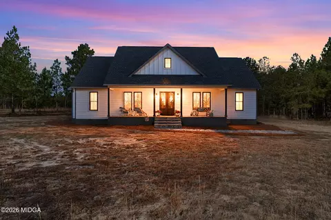 115 Watermelon Ln, Mauk, GA 31058