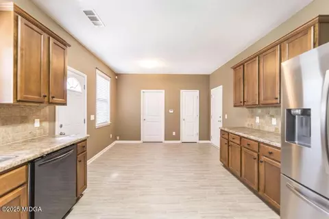 141 Back Cedar Ln, Warner Robins, GA 31093 photo 9
