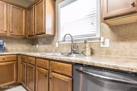 141 Back Cedar Ln, Warner Robins, GA 31093 photo 7