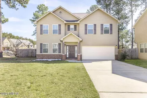 141 Back Cedar Ln, Warner Robins, GA 31093