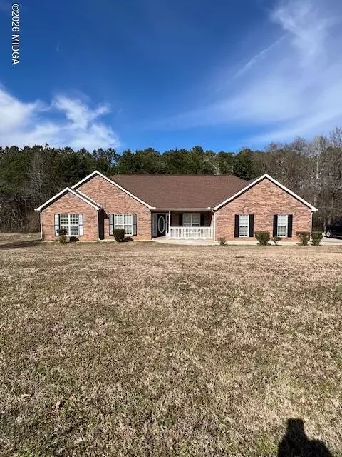 571 Togwatee Pass, Hampton, GA 30228