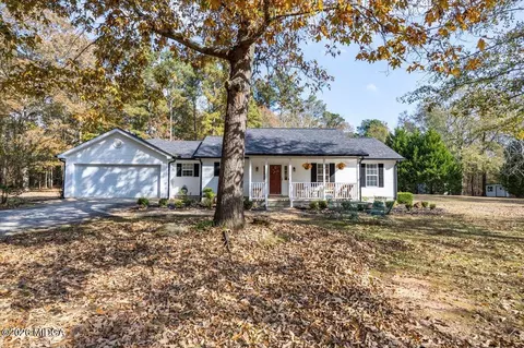 428 Fairview Church Rd, Forsyth, GA 31029