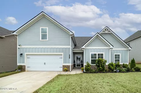 1517 Stinson Ln, Locust Grove, GA 30248