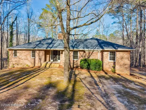 Exterior - 204 Creekside Dr, Gray, GA 31032 photo 15 of 16