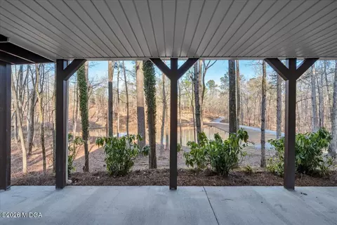 Exterior - 204 Creekside Dr, Gray, GA 31032 photo 10 of 16
