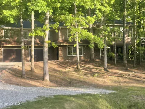 Exterior - 204 Creekside Dr, Gray, GA 31032 photo 2 of 16