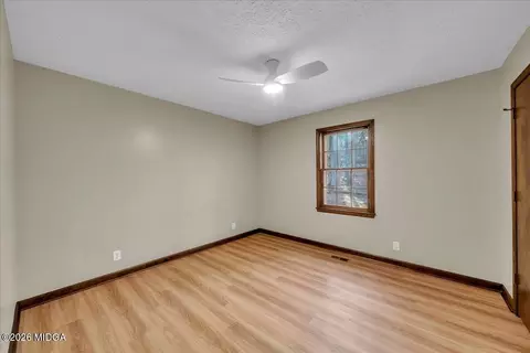 Bedroom - 204 Creekside Dr, Gray, GA 31032 photo 3 of 5