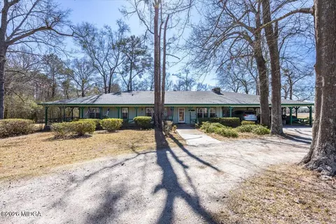 146 Mooring Rd, Hawkinsville, GA 31036