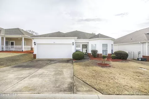 361 Spyglass Hill Dr, Perry, GA 31069