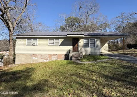 3960 Dorothy Dr, Macon, GA 31217