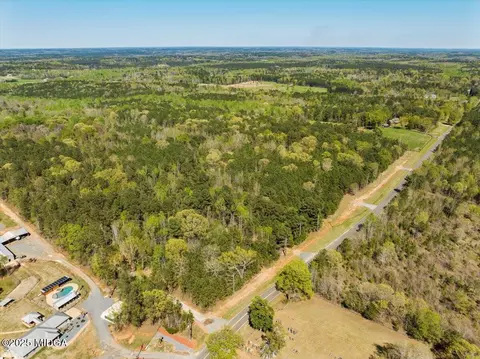 983 Floyd Rd, Forsyth, GA 31029 photo 4