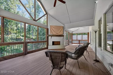 Exterior - 105 Fox Ct, Forsyth, GA 31029 photo 2 of 6