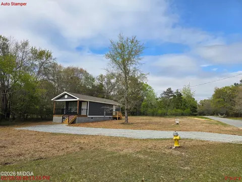 3896 Davis Rd, Macon, GA 31217