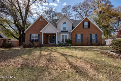 104 Alton Woods Dr, Warner Robins, GA 31088