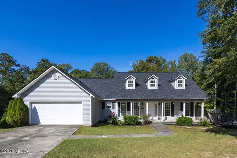 132 Pineworth Pointe Dr, Macon, GA 31216