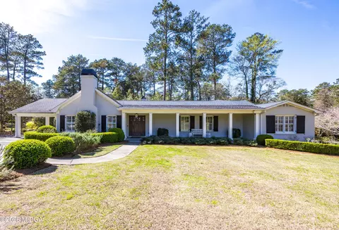 4416 Old Club Rd, Macon, GA 31210