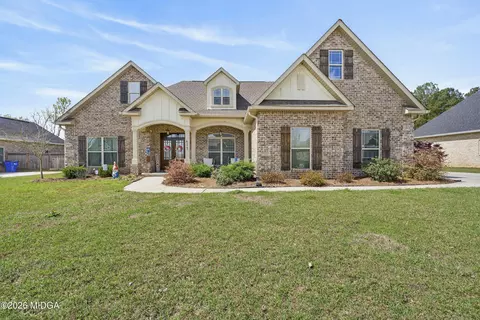 411 Stonegate Trl, Perry, GA 31069