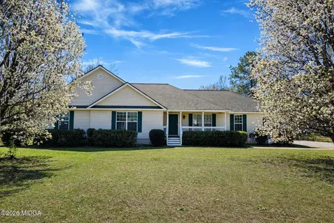 261 Amanda Dr, Macon, GA 31216