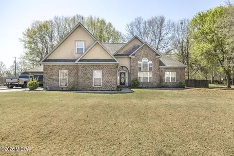 518 Southland Trl, Byron, GA 31008