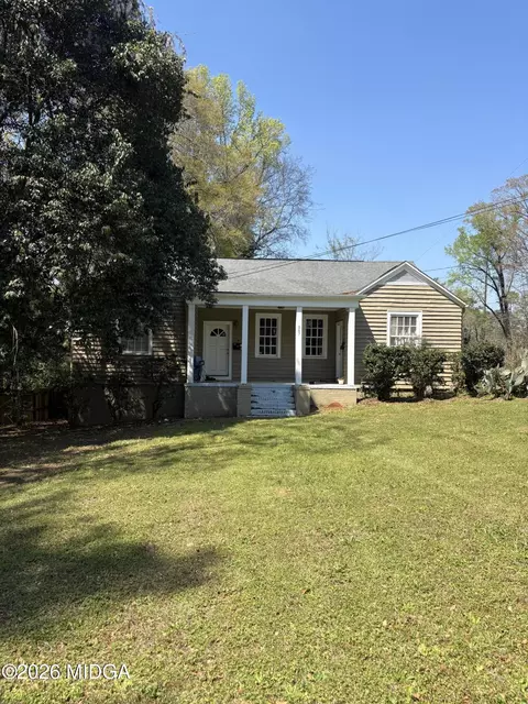 967 Glenridge Dr, Macon, GA 31211