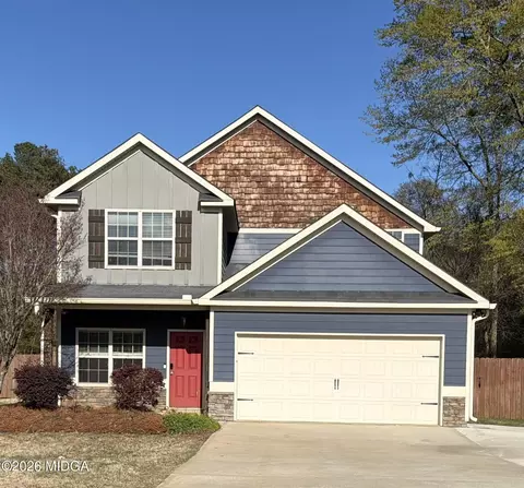 110 Flowing Meadows Dr, Kathleen, GA 31047
