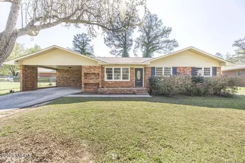 2310 Price Dr, Macon, GA 31206