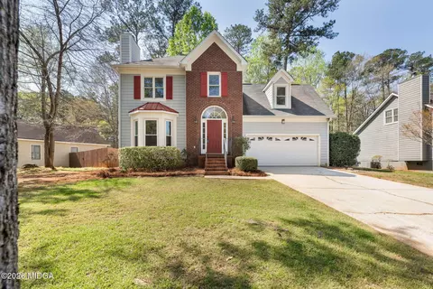 220 Chadwick Cir, Macon, GA 31210