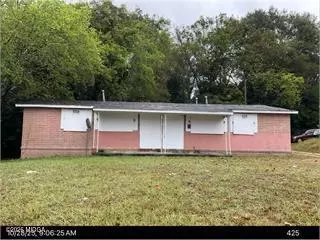 2985 Mercer University Dr #2, Macon, GA 31204