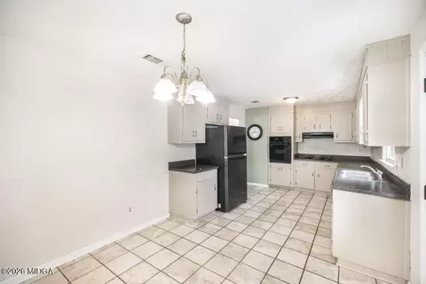 Kitchen - 112 Prairie Blvd, Centerville, GA 31028 photo 5 of 5