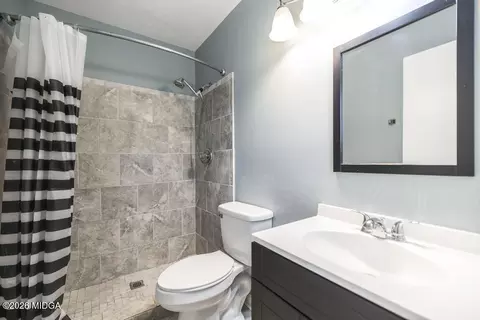 Bath - 112 Prairie Blvd, Centerville, GA 31028 photo 1 of 2