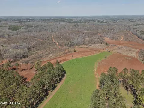 449 Mcmullen Rd, Forsyth, GA 31029 photo 2
