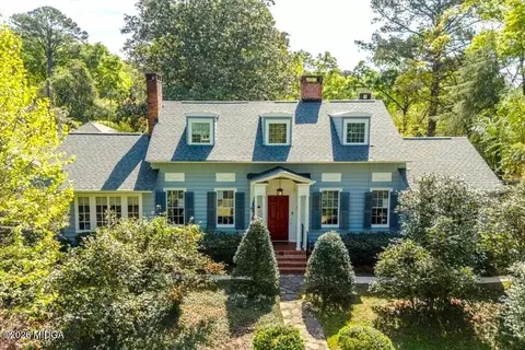 1121 Oakcliff Rd, Macon, GA 31211