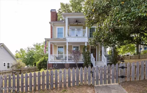 1081 Ash St, Macon, GA 31201
