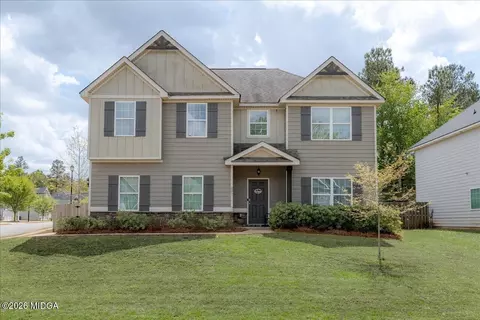 207 Golden Rod Trl, Perry, GA 31069