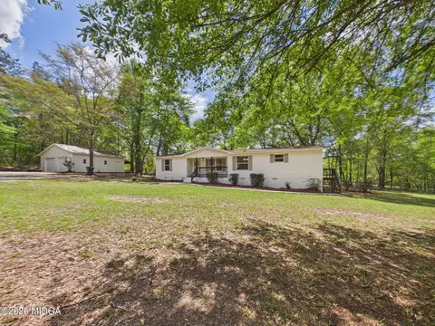 126 Randy Dr, Macon, GA 31217