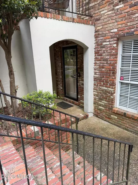 334 Vista Cir #A, Macon, GA 31204