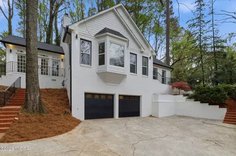7170 Riverside Dr, Atlanta, GA 30328