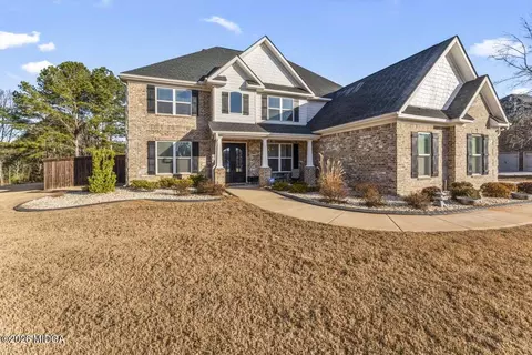 805 Carnegie Ct, Locust Grove, GA 30248