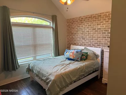 Bedroom - 917 Broken Arrow Trl, Perry, GA 31069 photo 3 of 4