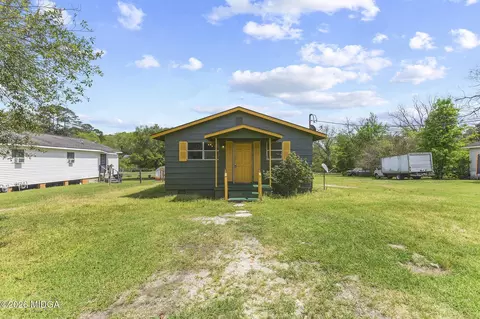 1512 State St, Perry, GA 31069