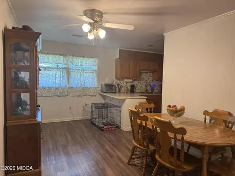 Dining - 1032 Elberta Rd, Warner Robins, GA 31093 photo 1 of 5