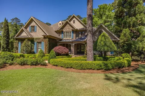 104 Aston Hall, Macon, GA 31210