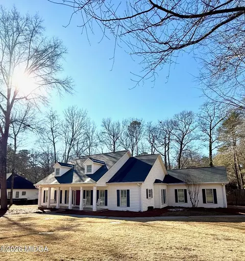 175 Rivoli Lndg, Macon, GA 31210
