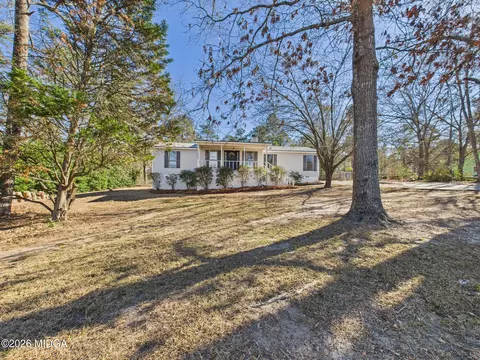 144 Graystone Cir, Macon, GA 31211