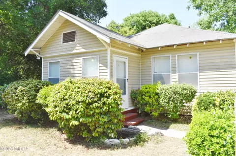 575 Cleveland St, Macon, GA 31206