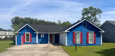 108 Shamrock Ct, Bonaire, GA 31005