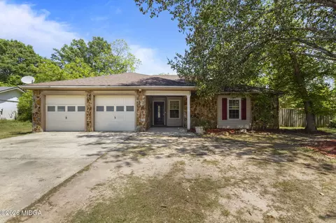 104 Haag Dr, Warner Robins, GA 31093